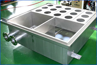 ステンレス製 クーラントタンク製作品